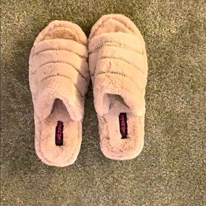 Pink slippers w/ rhinestones